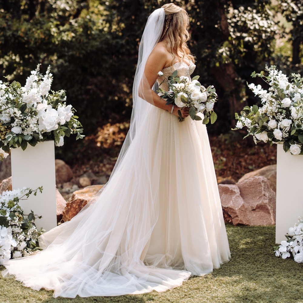 Vera Wang Wedding Dress